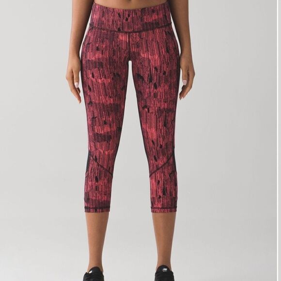 Lululemon Pace Rival Crop 6 - Picture 1 of 8